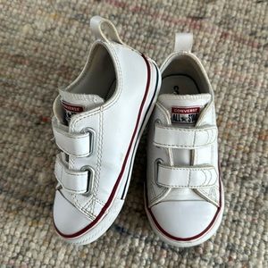 Converse Leather Velcro Toddler Shoes Size 8